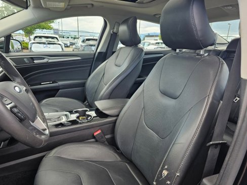 Used 2016 Ford Fusion Energi Titanium w/ Driver Assist Package image 26