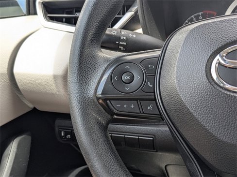 Used 2022 Toyota Corolla LE image 24