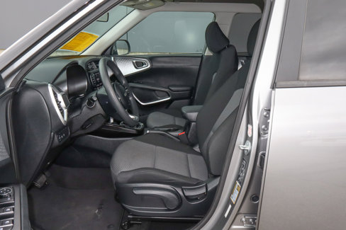 Used 2023 Kia Soul LX w/ Option Group 015 image 7