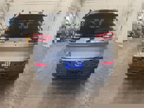 Used 2016 Jeep Cherokee Latitude w/ Cold Weather Group image 4