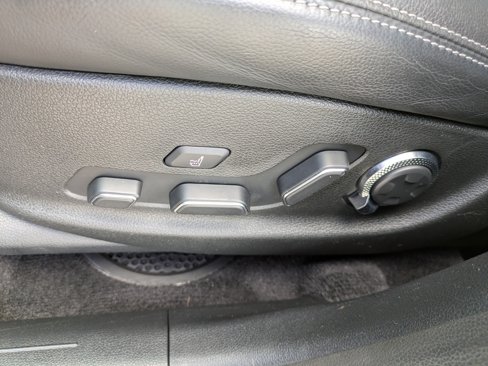Certified 2023 Genesis GV70 2.5T w/ Sport Prestige Package image 20