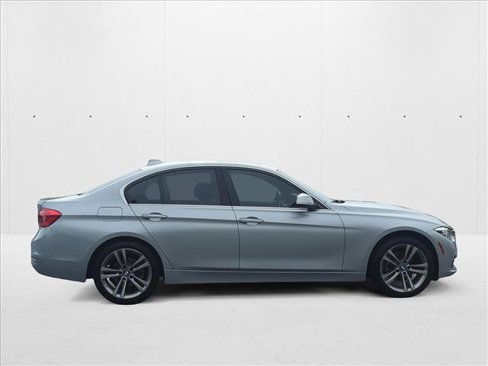 Used 2018 BMW 330i Sedan image 4