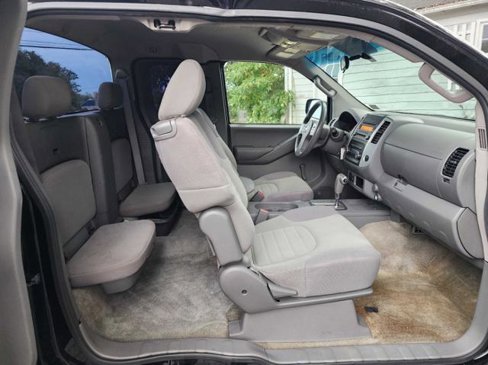 Used 2014 Nissan Frontier S image 15