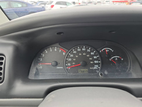 Used 2004 Chevrolet Tracker 2WD w/ Preferred Equipment Group image 10