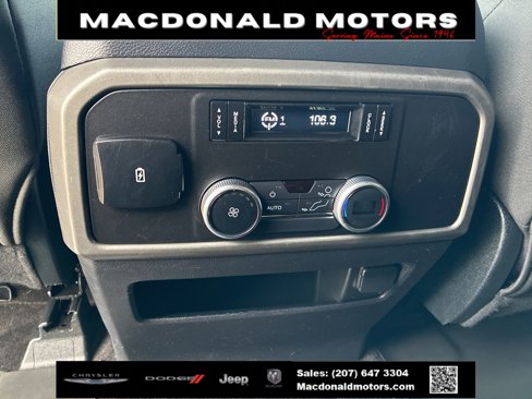 Used 2020 Ford Expedition XLT w/ FX4 Off-Road Package image 14