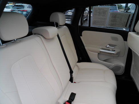 Certified 2024 Mercedes-Benz GLA 250 image 23