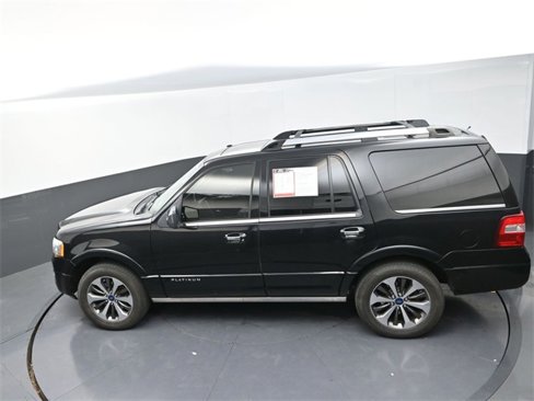 Used 2016 Ford Expedition Platinum image 22