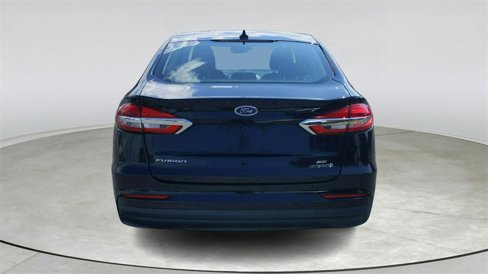 Used 2019 Ford Fusion SE image 5