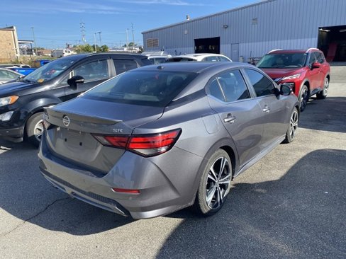 Certified 2020 Nissan Sentra SR w/ Premium Package image 3