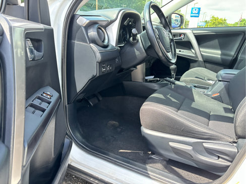 Used 2018 Toyota RAV4 XLE w/ Plus Extra Value Package image 7