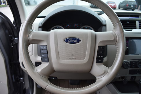 Used 2010 Ford Escape XLT image 13