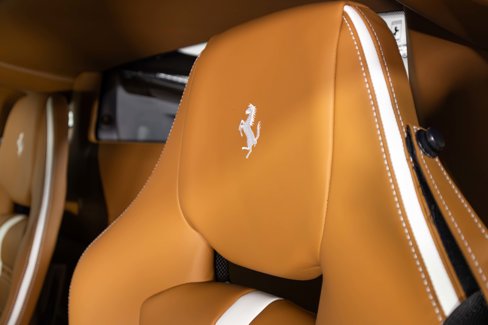 Used 2022 Ferrari F8 Tributo image 37
