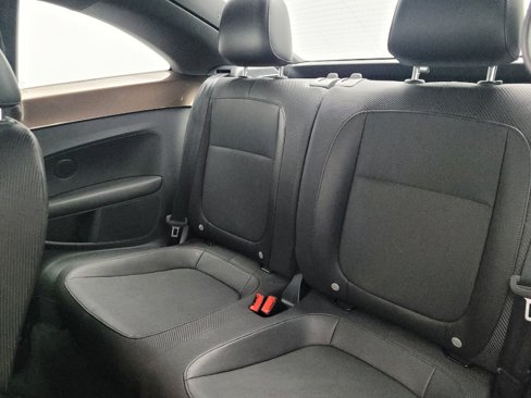 Used 2013 Volkswagen Beetle 2.5 image 18