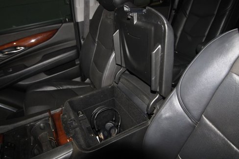 Used 2016 Cadillac Escalade Premium image 24