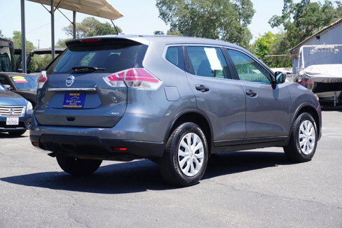 Used 2016 Nissan Rogue S image 4