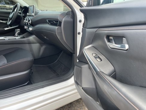 Used 2023 Nissan Sentra SR w/ Midnight Edition Package image 21