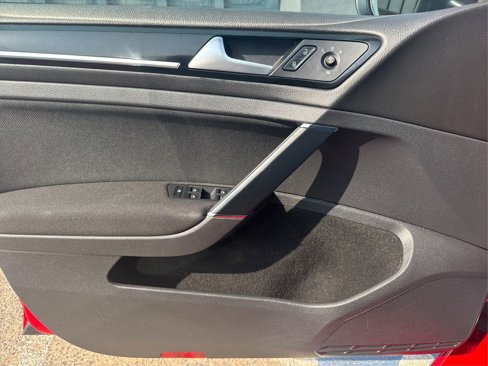 Used 2015 Volkswagen GTI S image 20