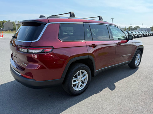 Certified 2022 Jeep Grand Cherokee L Laredo w/ Luxury Tech Group I image 11
