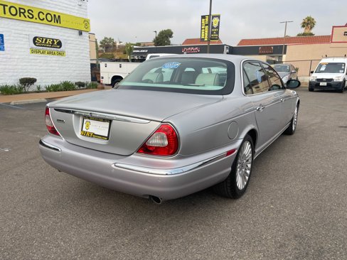 Used 2006 Jaguar XJ8 L image 3