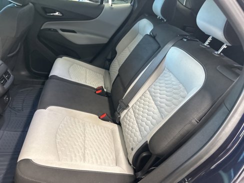 Used 2021 Chevrolet Equinox LT image 23