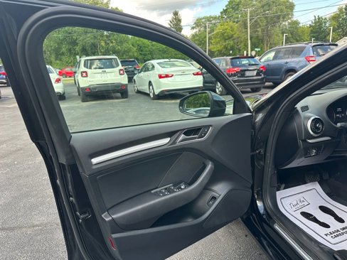 Used 2018 Audi A3 2.0T Premium image 10