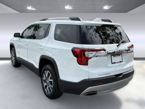 Used 2022 GMC Acadia SLT image 3