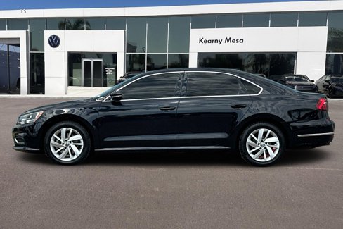 Used 2018 Volkswagen Passat 2.0T SE image 7