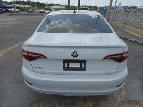 Used 2019 Volkswagen Jetta S image 4