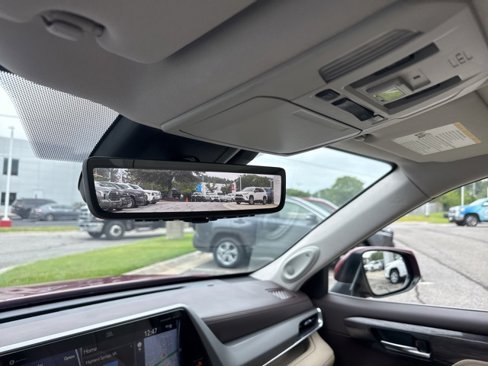 Used 2021 Toyota Highlander Platinum image 21