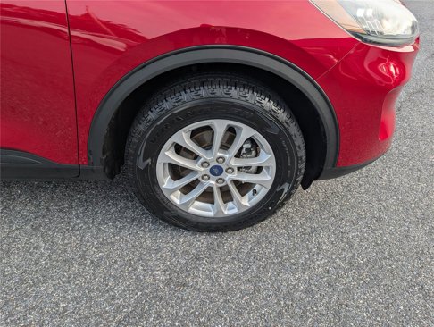 Certified 2020 Ford Escape SE image 10