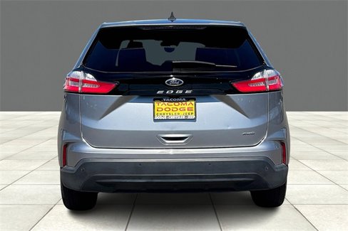 Used 2021 Ford Edge SE w/ Cargo Accessory Package image 4