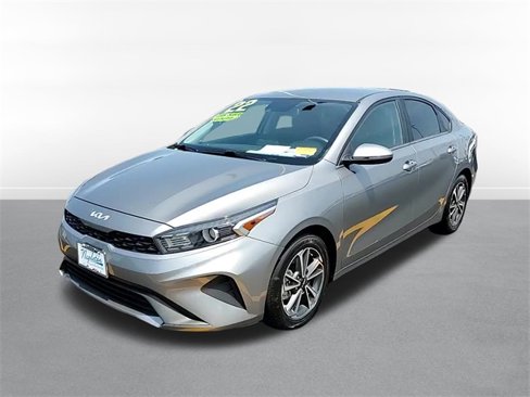 Used 2022 Kia Forte LXS w/ LXS Technology Package image 22