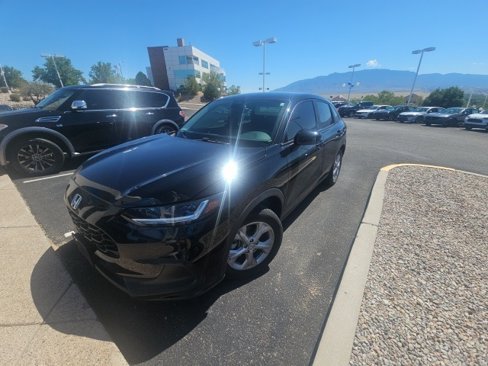 Used 2023 Honda HR-V LX image 1