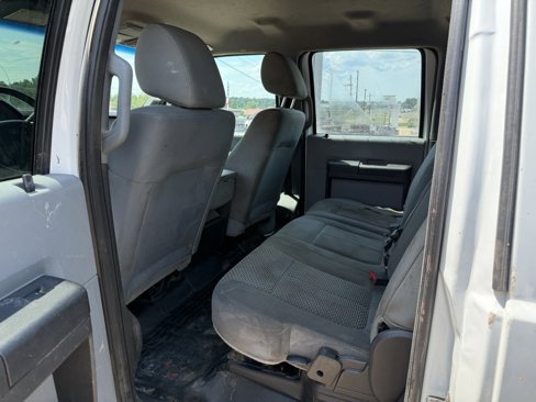 Used 2011 Ford F350 4x4 Crew Cab DRW Super Duty image 9