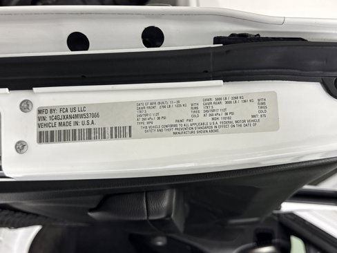Used 2021 Jeep Wrangler Sport image 27