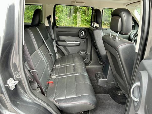 Used 2011 Dodge Nitro Shock image 5