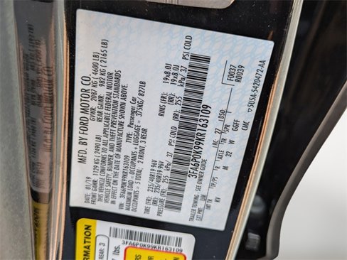 Used 2019 Ford Fusion Titanium image 32