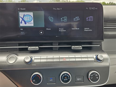 Certified 2024 Hyundai Kona SE image 18