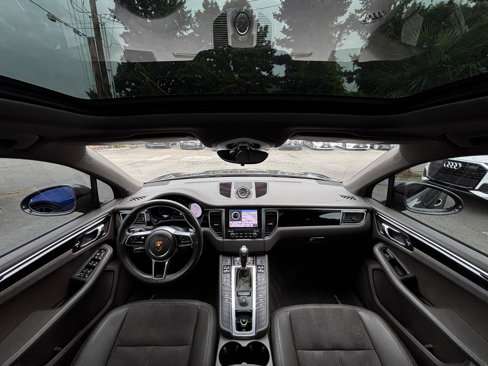 Used 2018 Porsche Macan image 7