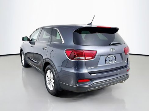 Used 2019 Kia Sorento LX image 10