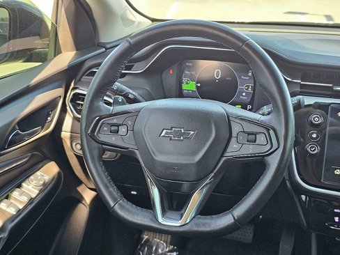Used 2023 Chevrolet Bolt EUV Premier w/ Redline Edition image 33