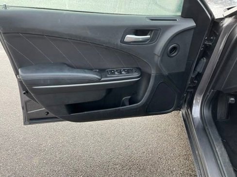 Used 2022 Dodge Charger SXT image 13