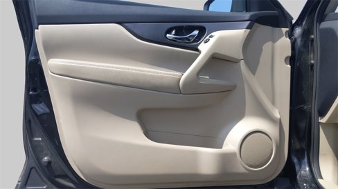 Used 2014 Nissan Rogue S image 15