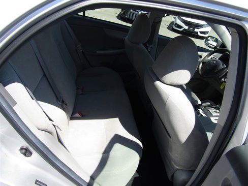 Used 2010 Toyota Corolla image 21
