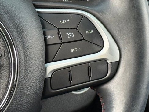 Used 2019 Jeep Compass Trailhawk image 25