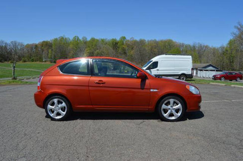 Used 2009 Hyundai Accent SE image 56