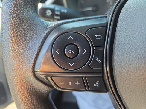 Used 2023 Toyota Corolla LE image 25