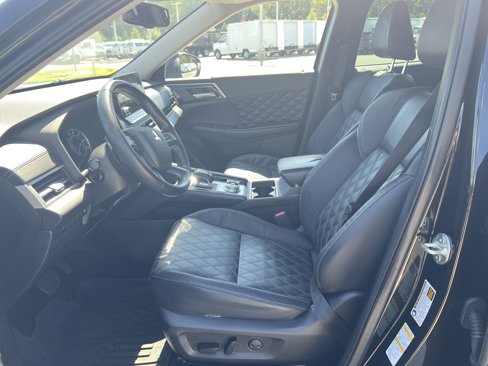 Used 2022 Mitsubishi Outlander SEL image 16