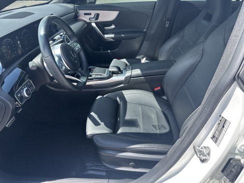 Used 2022 Mercedes-Benz CLA 35 AMG 4MATIC image 5