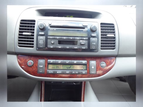 Used 2002 Toyota Camry XLE image 13